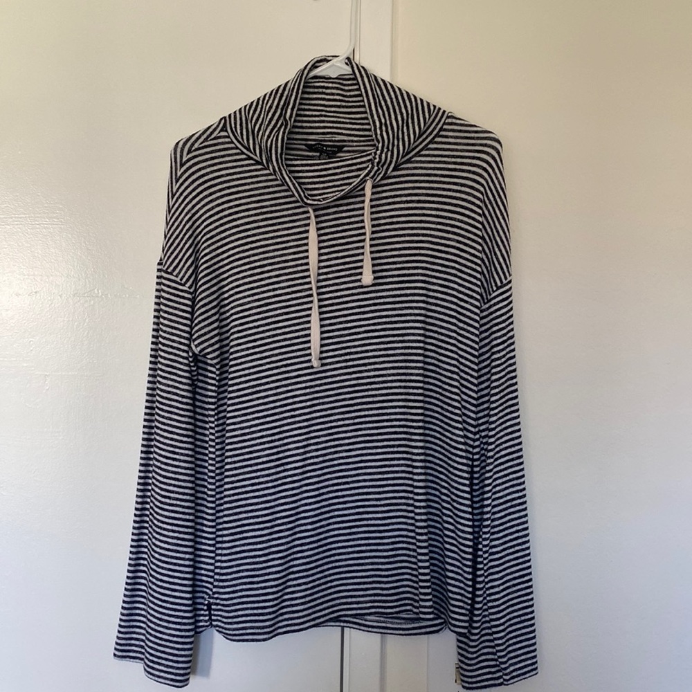 Soft Lucky Brand Light Sweater
